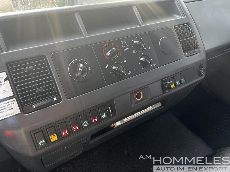 Kuorma-auto MAN 18.225 LAC 4x4: kuva Kuorma-auto MAN 18.225 LAC 4x4