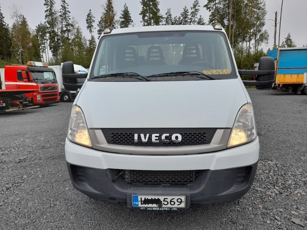 Iveco Daily 40 C18 automat - Avolava pakettiauto: kuva Iveco Daily 40 C18 automat - Avolava pakettiauto Iveco Daily 40 C18 automat - Avolava pakettiauto: kuva Iveco Daily 40 C18 automat - Avolava pakettiauto
