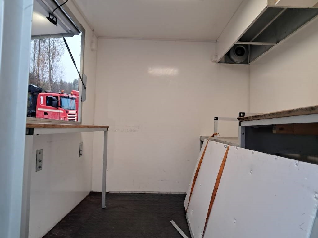 JJ-Trailer MV 3000FB Myyntivaunu - Peräkärry: kuva JJ-Trailer MV 3000FB Myyntivaunu - Peräkärry JJ-Trailer MV 3000FB Myyntivaunu - Peräkärry: kuva JJ-Trailer MV 3000FB Myyntivaunu - Peräkärry