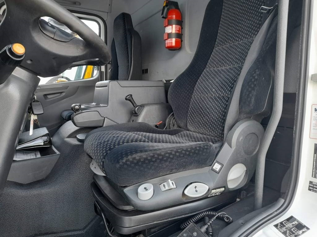Mercedes-Benz Atego - Umpikori kuorma-auto: kuva Mercedes-Benz Atego - Umpikori kuorma-auto Mercedes-Benz Atego - Umpikori kuorma-auto: kuva Mercedes-Benz Atego - Umpikori kuorma-auto