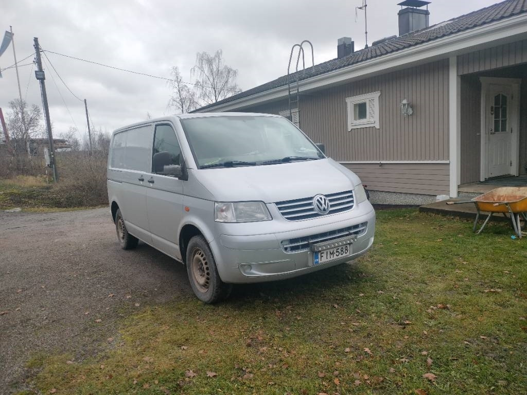 VW Transporter 1.9 TDI - Pieni pakettiauto: kuva VW Transporter 1.9 TDI - Pieni pakettiauto VW Transporter 1.9 TDI - Pieni pakettiauto: kuva VW Transporter 1.9 TDI - Pieni pakettiauto