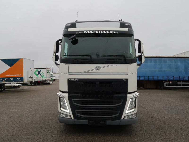 Volvo FH 460 4x2, Globe, LA chass, 2 tanks, ACC, TOP! - Vetopöytäauto: kuva Volvo FH 460 4x2, Globe, LA chass, 2 tanks, ACC, TOP! - Vetopöytäauto Volvo FH 460 4x2, Globe, LA chass, 2 tanks, ACC, TOP! - Vetopöytäauto: kuva Volvo FH 460 4x2, Globe, LA chass, 2 tanks, ACC, TOP! - Vetopöytäauto
