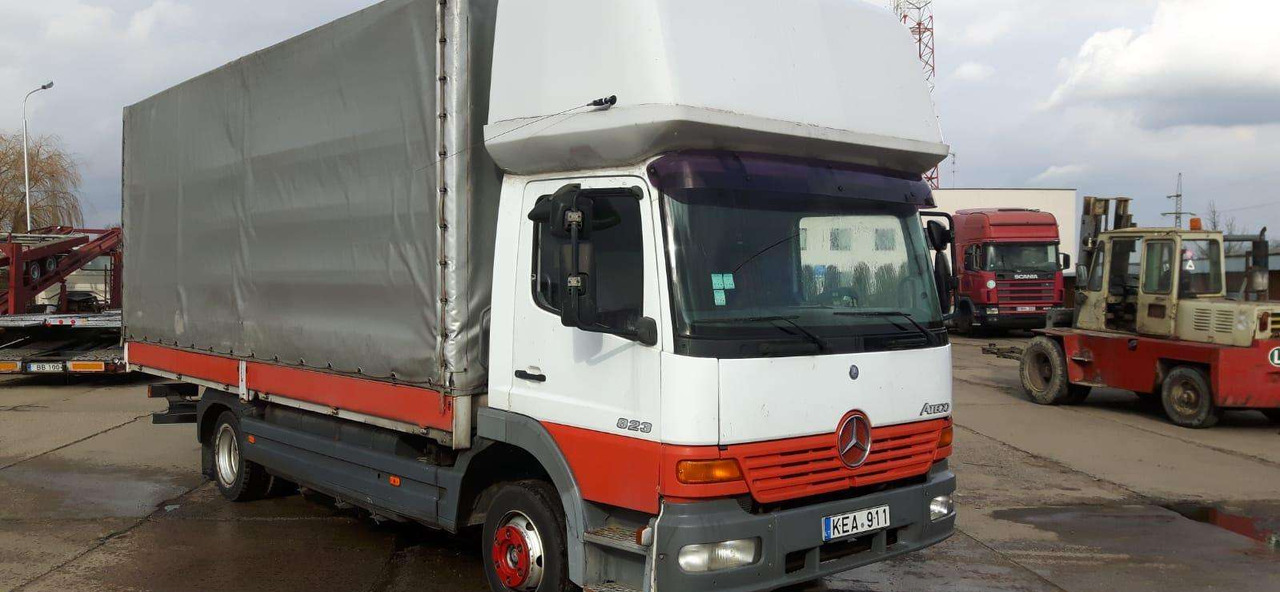 Mercedes-Benz 823 - Pressukapelli kuorma-auto: kuva Mercedes-Benz 823 - Pressukapelli kuorma-auto Mercedes-Benz 823 - Pressukapelli kuorma-auto: kuva Mercedes-Benz 823 - Pressukapelli kuorma-auto