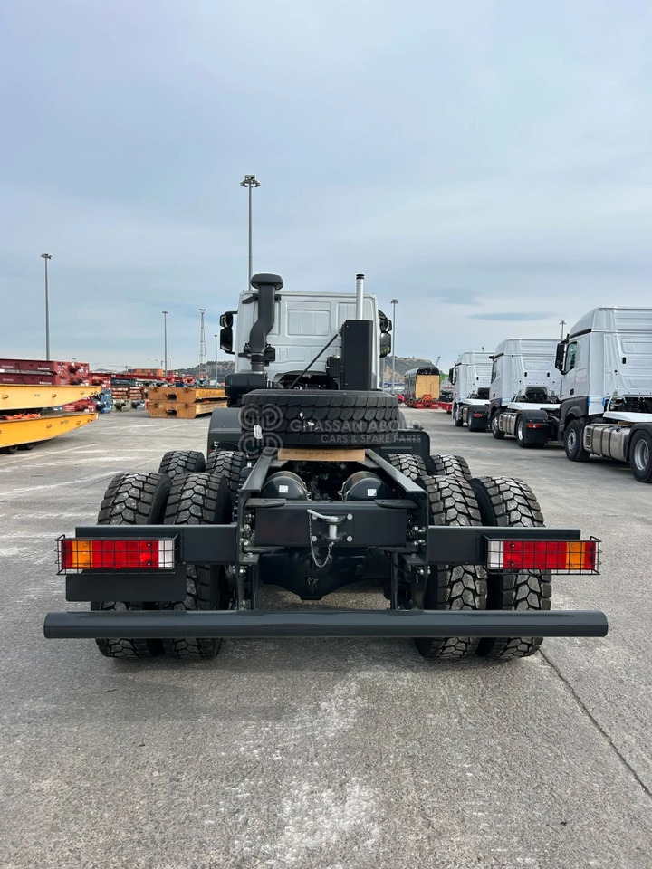 ASTRA HD9 8x4 CHASSIS - Barcelona Stock - Kuorma-auto alusta: kuva ASTRA HD9 8x4 CHASSIS - Barcelona Stock - Kuorma-auto alusta ASTRA HD9 8x4 CHASSIS - Barcelona Stock - Kuorma-auto alusta: kuva ASTRA HD9 8x4 CHASSIS - Barcelona Stock - Kuorma-auto alusta