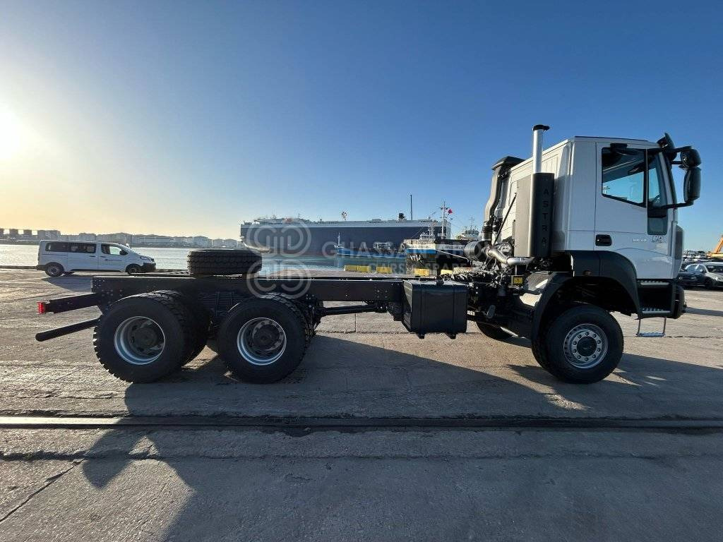 BARCELONA ASTRA CHASSIS 6×6 (HD9 66.42) MY24 - Kuorma-auto alusta: kuva BARCELONA ASTRA CHASSIS 6×6 (HD9 66.42) MY24 - Kuorma-auto alusta BARCELONA ASTRA CHASSIS 6×6 (HD9 66.42) MY24 - Kuorma-auto alusta: kuva BARCELONA ASTRA CHASSIS 6×6 (HD9 66.42) MY24 - Kuorma-auto alusta