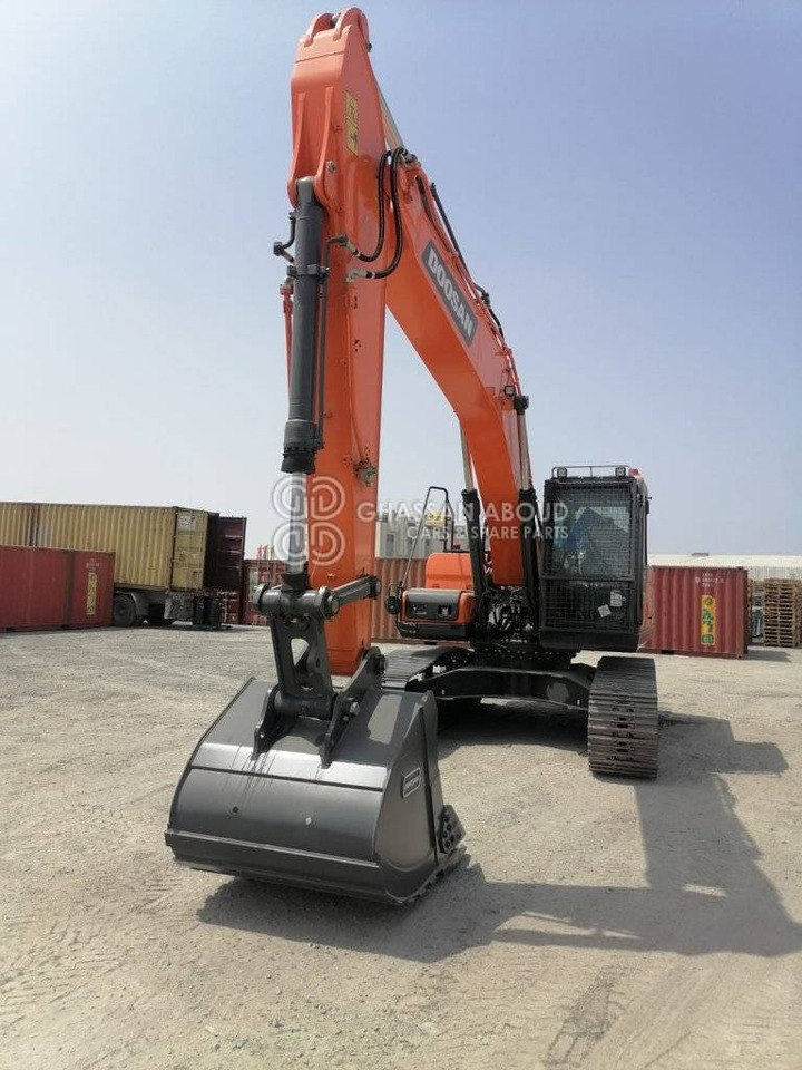 Telakaivukone DOOSAN DX225 LCA – CHAIN EXCAVATOR OPERATING WEIGHT 22 TON APPROX. WITH  BUCKET 1.08 Cu.M BUCKET ( HEAVY DUTY) MY2022: kuva Telakaivukone DOOSAN DX225 LCA – CHAIN EXCAVATOR OPERATING WEIGHT 22 TON APPROX. WITH  BUCKET 1.08 Cu.M BUCKET ( HEAVY DUTY) MY2022