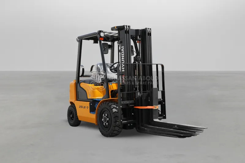 Hyundai Forklift 30LE-7 3 TONS LPG 3 STAGE - Kaasutrukki: kuva  Hyundai Forklift 30LE-7 3 TONS LPG 3 STAGE - Kaasutrukki Hyundai Forklift 30LE-7 3 TONS LPG 3 STAGE - Kaasutrukki: kuva  Hyundai Forklift 30LE-7 3 TONS LPG 3 STAGE - Kaasutrukki