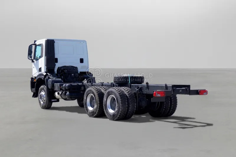 Iveco T-WAY AD380T47H 6X6 R22.5 Tyres Chassis - Kuorma-auto alusta: kuva Iveco T-WAY AD380T47H 6X6 R22.5 Tyres Chassis - Kuorma-auto alusta Iveco T-WAY AD380T47H 6X6 R22.5 Tyres Chassis - Kuorma-auto alusta: kuva Iveco T-WAY AD380T47H 6X6 R22.5 Tyres Chassis - Kuorma-auto alusta