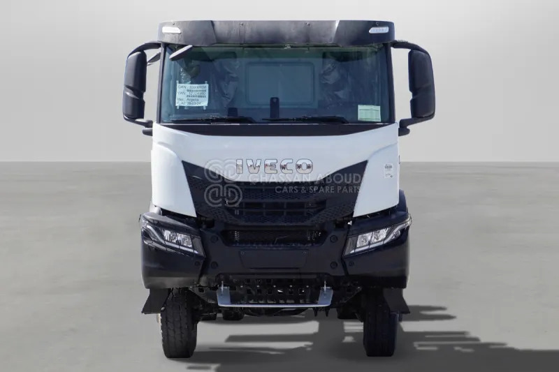 Iveco T-WAY AD380T47H 6X6 R22.5 Tyres Chassis - Kuorma-auto alusta: kuva Iveco T-WAY AD380T47H 6X6 R22.5 Tyres Chassis - Kuorma-auto alusta Iveco T-WAY AD380T47H 6X6 R22.5 Tyres Chassis - Kuorma-auto alusta: kuva Iveco T-WAY AD380T47H 6X6 R22.5 Tyres Chassis - Kuorma-auto alusta