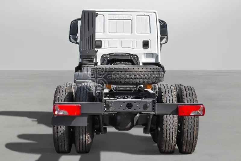 Iveco T-WAY AD380T47H 6x4 R24 Tyres Chassis - Barcelona Stock - Kuorma-auto alusta: kuva Iveco T-WAY AD380T47H 6x4 R24 Tyres Chassis - Barcelona Stock - Kuorma-auto alusta Iveco T-WAY AD380T47H 6x4 R24 Tyres Chassis - Barcelona Stock - Kuorma-auto alusta: kuva Iveco T-WAY AD380T47H 6x4 R24 Tyres Chassis - Barcelona Stock - Kuorma-auto alusta