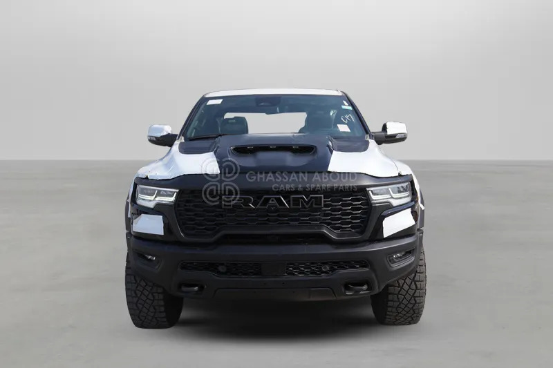 Ram 1500 4x4 Crew - Avolava-auto, Jatko-ohjaamo kevyt kuorma-auto: kuva Ram 1500 4x4 Crew - Avolava-auto, Jatko-ohjaamo kevyt kuorma-auto Ram 1500 4x4 Crew - Avolava-auto, Jatko-ohjaamo kevyt kuorma-auto: kuva Ram 1500 4x4 Crew - Avolava-auto, Jatko-ohjaamo kevyt kuorma-auto