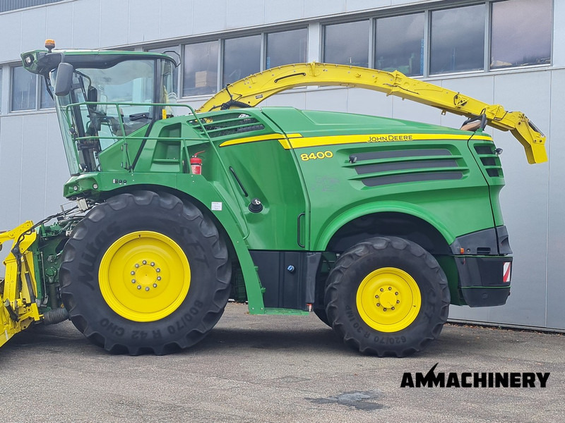 John Deere 8400 Including Kemper 360 Plus - Itsekulkeva silppuri: kuva John Deere 8400 Including Kemper 360 Plus - Itsekulkeva silppuri John Deere 8400 Including Kemper 360 Plus - Itsekulkeva silppuri: kuva John Deere 8400 Including Kemper 360 Plus - Itsekulkeva silppuri