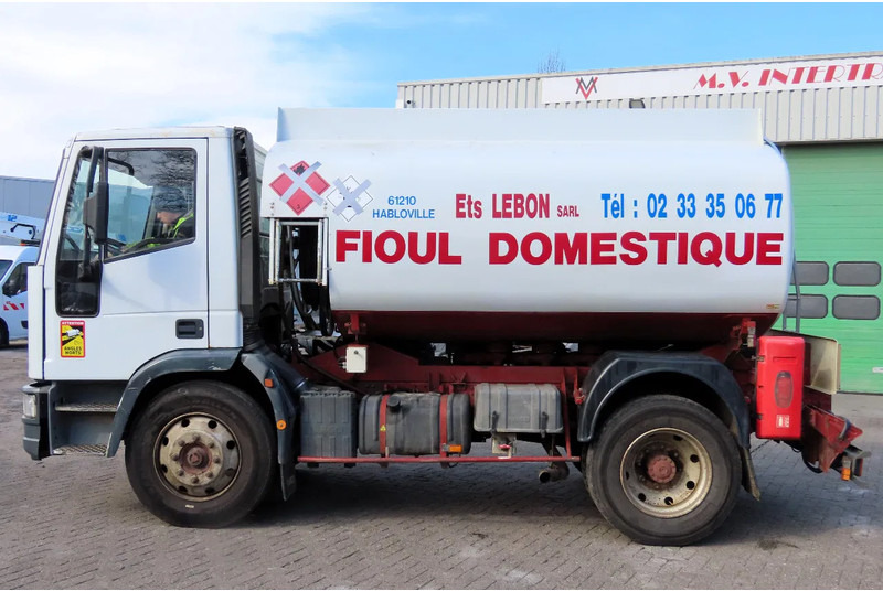 Iveco Eurocargo FUEL (DIESEL/PETROL) 8000 LITERS, COMP: 3500L,1000L, 3500L - Säiliöauto, Nosturiauto: kuva Iveco Eurocargo FUEL (DIESEL/PETROL) 8000 LITERS, COMP: 3500L,1000L, 3500L - Säiliöauto, Nosturiauto Iveco Eurocargo FUEL (DIESEL/PETROL) 8000 LITERS, COMP: 3500L,1000L, 3500L - Säiliöauto, Nosturiauto: kuva Iveco Eurocargo FUEL (DIESEL/PETROL) 8000 LITERS, COMP: 3500L,1000L, 3500L - Säiliöauto, Nosturiauto