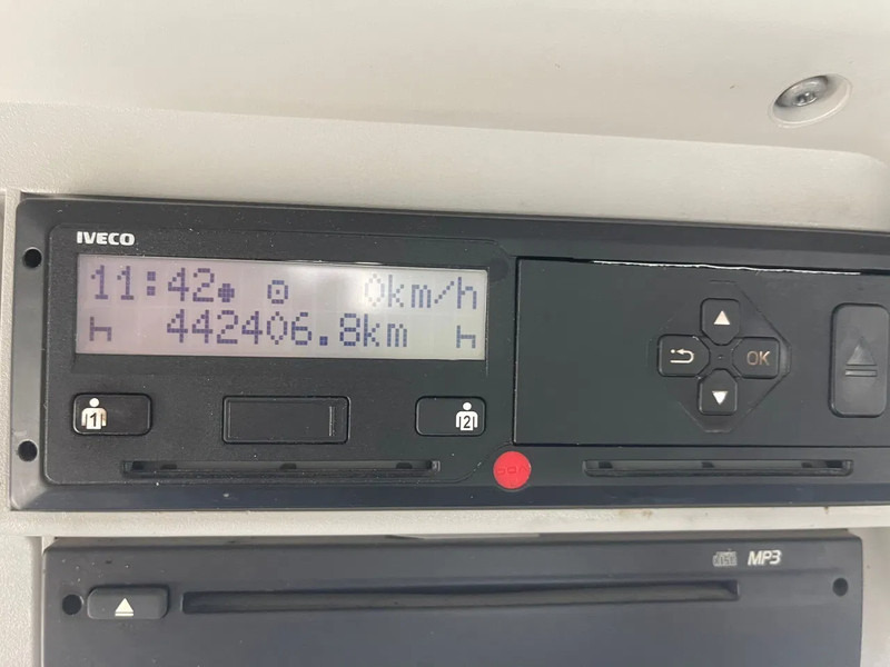Kuorma-auto alusta Iveco Trakker 410 PTO RETARDER, 8x4 , 442000 km!: kuva Kuorma-auto alusta Iveco Trakker 410 PTO RETARDER, 8x4 , 442000 km!