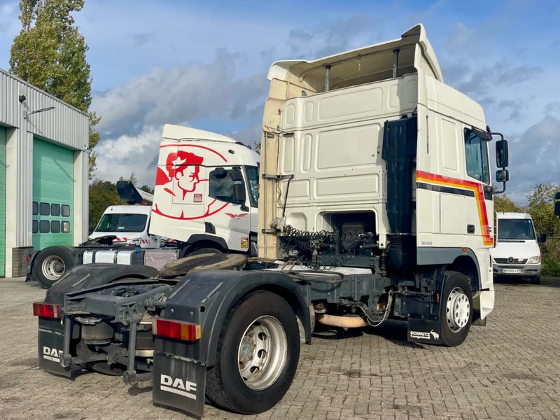 DAF 95.480 VERY CLEAN! EURO 4, PTO, HYDRAULIC, 2X FUEL TANK - Vetopöytäauto: kuva DAF 95.480 VERY CLEAN! EURO 4, PTO, HYDRAULIC, 2X FUEL TANK - Vetopöytäauto DAF 95.480 VERY CLEAN! EURO 4, PTO, HYDRAULIC, 2X FUEL TANK - Vetopöytäauto: kuva DAF 95.480 VERY CLEAN! EURO 4, PTO, HYDRAULIC, 2X FUEL TANK - Vetopöytäauto
