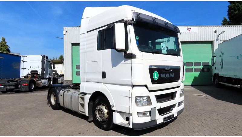 MAN TGX.18.400 RETARDER, 2X FUEL TANK, FRIGO - Vetopöytäauto: kuva MAN TGX.18.400 RETARDER, 2X FUEL TANK, FRIGO - Vetopöytäauto MAN TGX.18.400 RETARDER, 2X FUEL TANK, FRIGO - Vetopöytäauto: kuva MAN TGX.18.400 RETARDER, 2X FUEL TANK, FRIGO - Vetopöytäauto