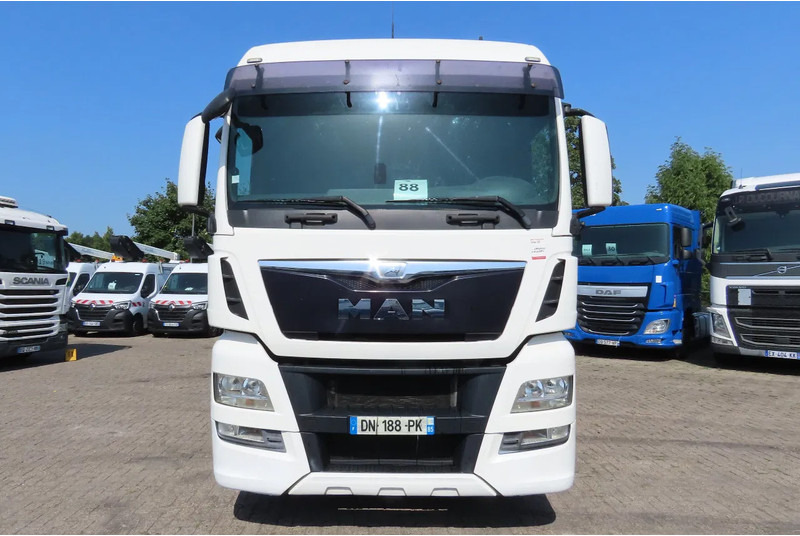 MAN TGX 18.480 RETARDER, 2X FUEL TANK, FRIGO - Vetopöytäauto: kuva MAN TGX 18.480 RETARDER, 2X FUEL TANK, FRIGO - Vetopöytäauto MAN TGX 18.480 RETARDER, 2X FUEL TANK, FRIGO - Vetopöytäauto: kuva MAN TGX 18.480 RETARDER, 2X FUEL TANK, FRIGO - Vetopöytäauto