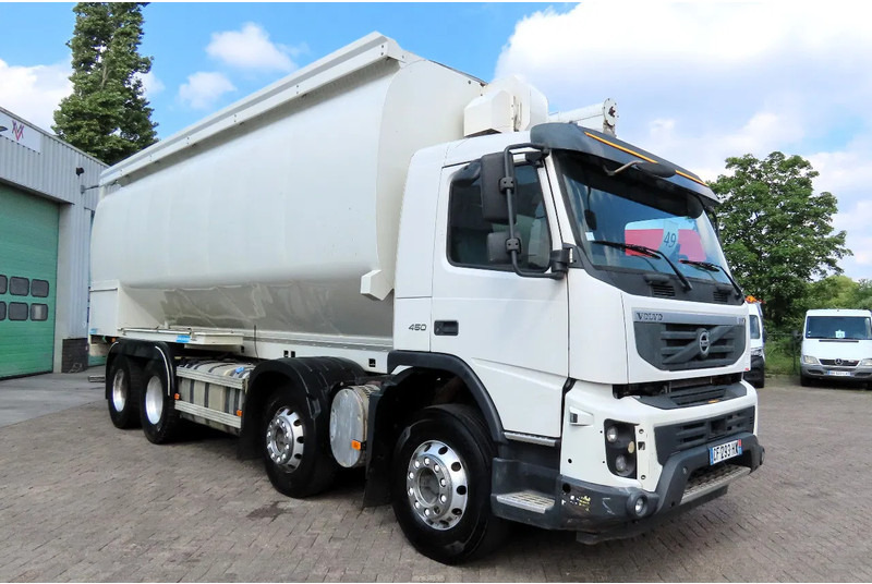 Volvo FMX 450 8x4 AUGER, radio control, 7 COMP. Full Volvo Service! . EXCELLENT condition - Säiliöauto: kuva Volvo FMX 450 8x4 AUGER, radio control, 7 COMP. Full Volvo Service! . EXCELLENT condition - Säiliöauto Volvo FMX 450 8x4 AUGER, radio control, 7 COMP. Full Volvo Service! . EXCELLENT condition - Säiliöauto: kuva Volvo FMX 450 8x4 AUGER, radio control, 7 COMP. Full Volvo Service! . EXCELLENT condition - Säiliöauto