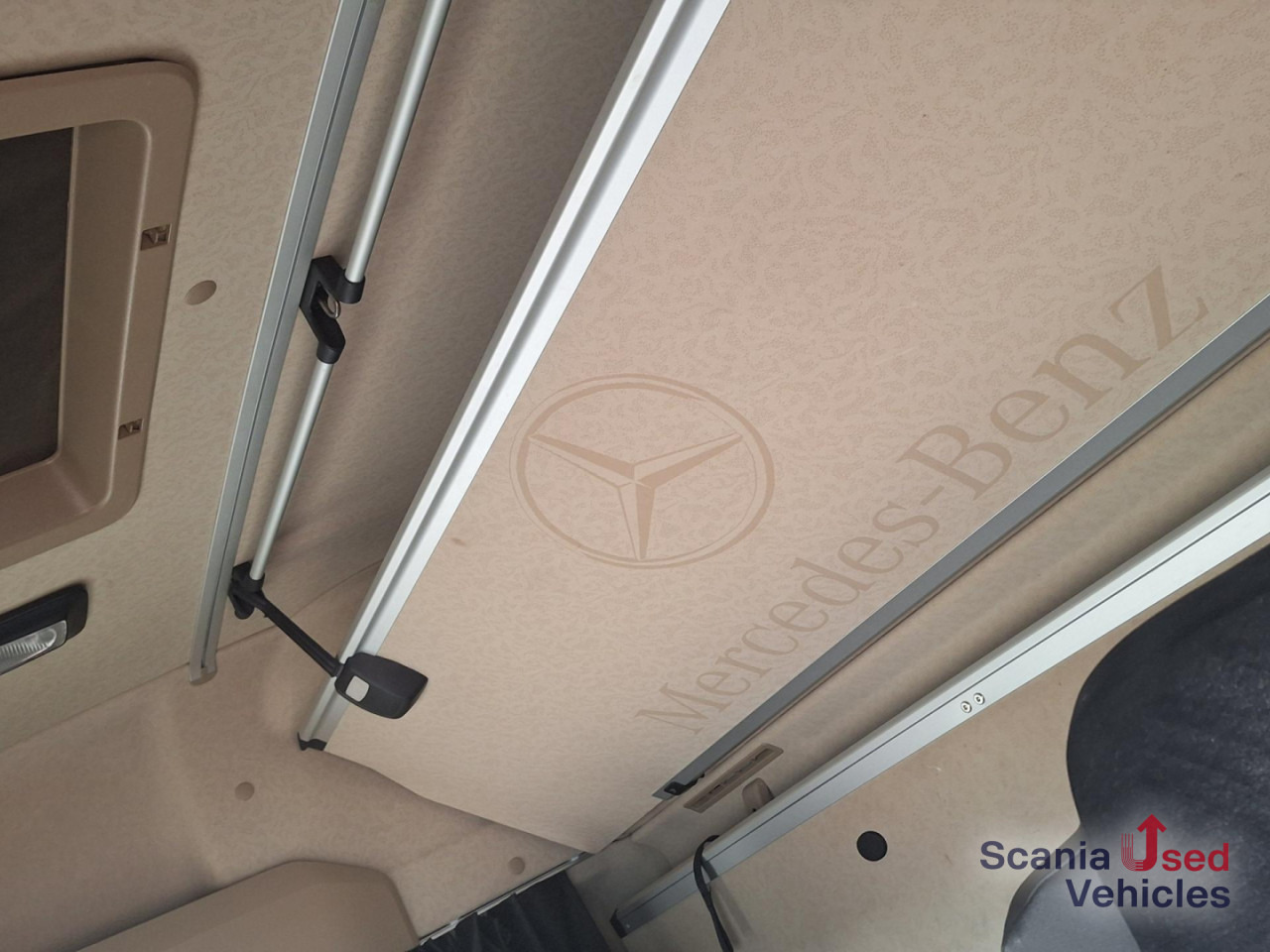 MERCEDES-BENZ Actros 1848 Retarder Blatt/Luft Retarder! - Vetopöytäauto: kuva MERCEDES-BENZ Actros 1848 Retarder Blatt/Luft Retarder! - Vetopöytäauto MERCEDES-BENZ Actros 1848 Retarder Blatt/Luft Retarder! - Vetopöytäauto: kuva MERCEDES-BENZ Actros 1848 Retarder Blatt/Luft Retarder! - Vetopöytäauto