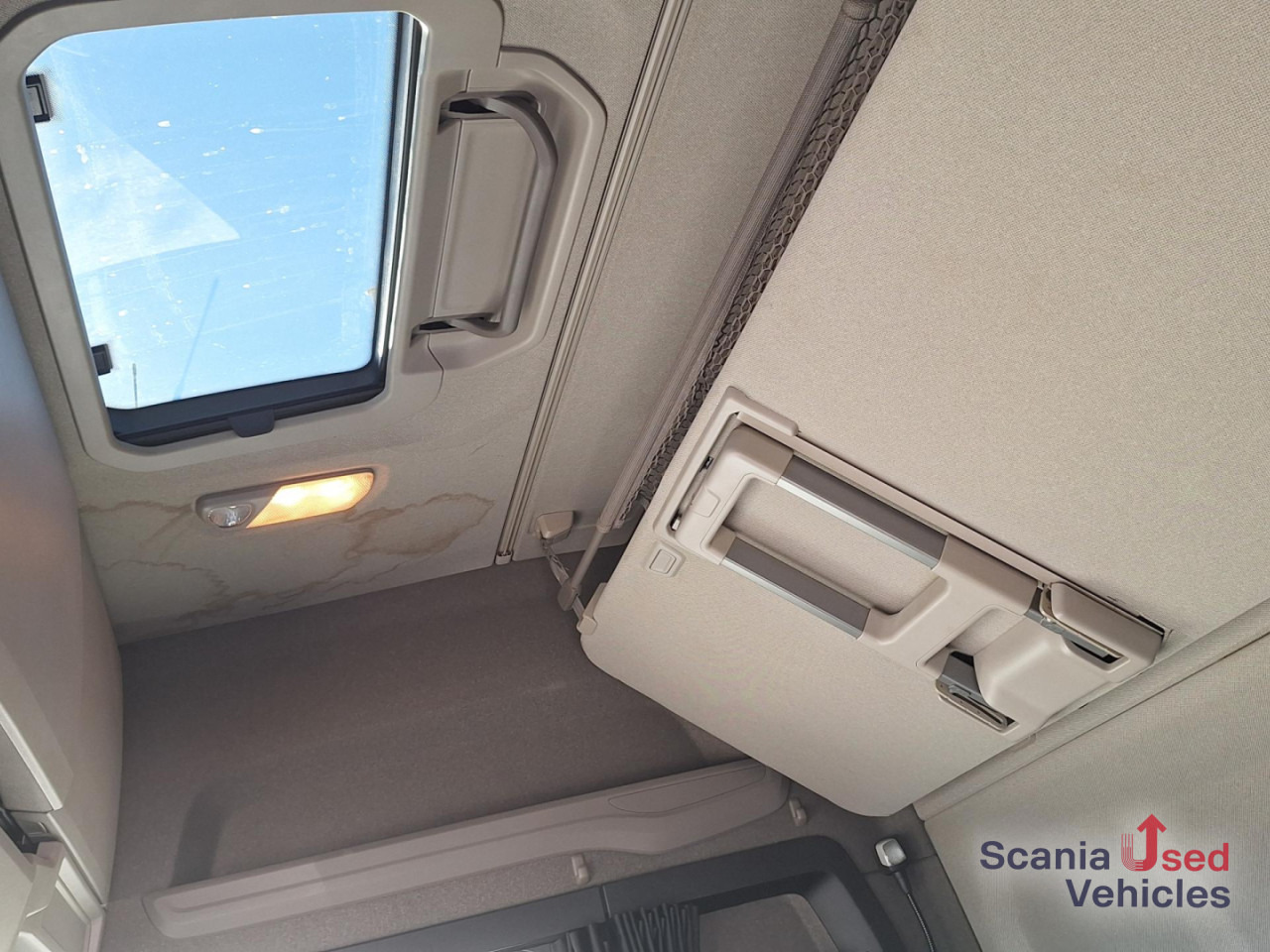 SCANIA R 450 A4x2EB Hubsattelkupplung SMART 2! - Vetopöytäauto: kuva SCANIA R 450 A4x2EB Hubsattelkupplung SMART 2! - Vetopöytäauto SCANIA R 450 A4x2EB Hubsattelkupplung SMART 2! - Vetopöytäauto: kuva SCANIA R 450 A4x2EB Hubsattelkupplung SMART 2! - Vetopöytäauto