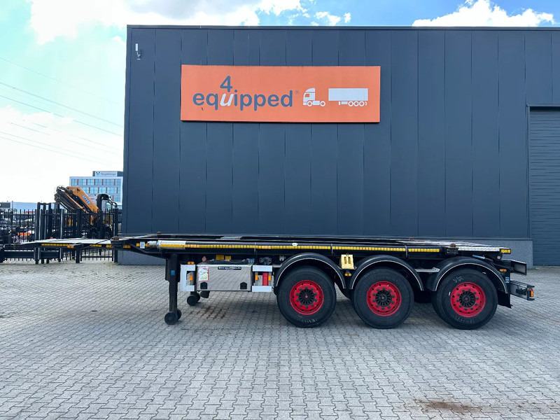 Konttialus/ Vaihtokuormatilat puoliperävaunu Van Hool 20FT, 66° Tipping-chassis, ADR (EX/II, EX/III, FL, OX, AT), SAF, 2 liftaxles, 380V: kuva Konttialus/ Vaihtokuormatilat puoliperävaunu Van Hool 20FT, 66° Tipping-chassis, ADR (EX/II, EX/III, FL, OX, AT), SAF, 2 liftaxles, 380V