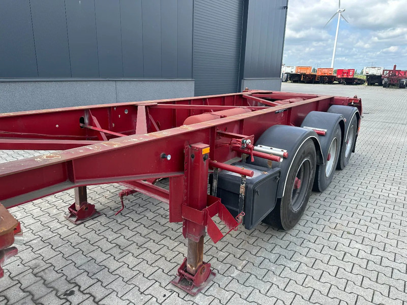 Konttialus/ Vaihtokuormatilat puoliperävaunu Van Hool 3 AXLE 20FT KIEP-CHASSIS, BPW + TROMMELREMMEN: kuva Konttialus/ Vaihtokuormatilat puoliperävaunu Van Hool 3 AXLE 20FT KIEP-CHASSIS, BPW + TROMMELREMMEN