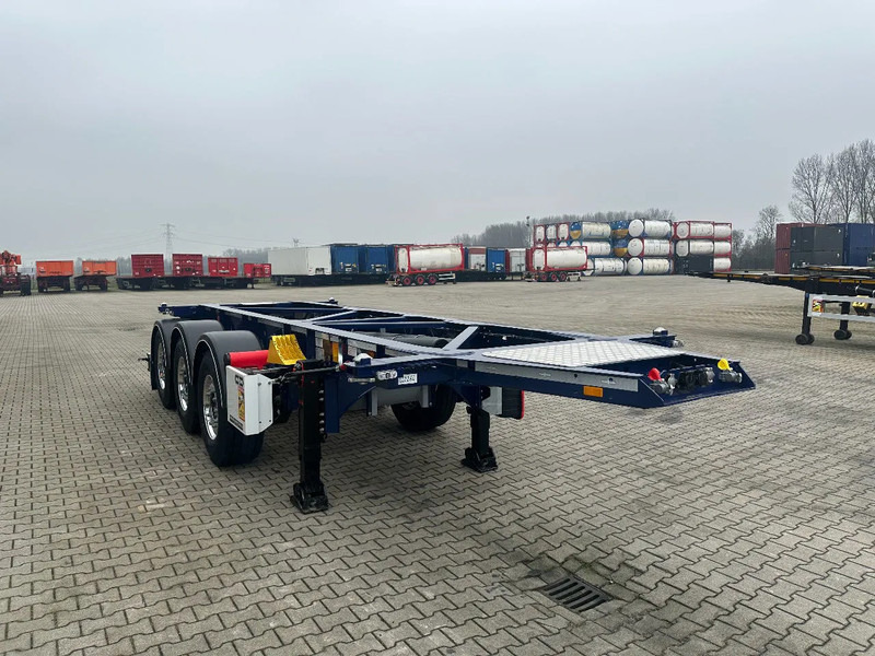 Van Hool NEW / DIRECT AVAILABLE 20FT ADR-CHASSIS, EMPTY WEIGHT: 3.300KG, DISCBRAKES, 3x available, ALU WHEELS - Konttialus/ Vaihtokuormatilat puoliperävaunu: kuva Van Hool NEW / DIRECT AVAILABLE 20FT ADR-CHASSIS, EMPTY WEIGHT: 3.300KG, DISCBRAKES, 3x available, ALU WHEELS - Konttialus/ Vaihtokuormatilat puoliperävaunu Van Hool NEW / DIRECT AVAILABLE 20FT ADR-CHASSIS, EMPTY WEIGHT: 3.300KG, DISCBRAKES, 3x available, ALU WHEELS - Konttialus/ Vaihtokuormatilat puoliperävaunu: kuva Van Hool NEW / DIRECT AVAILABLE 20FT ADR-CHASSIS, EMPTY WEIGHT: 3.300KG, DISCBRAKES, 3x available, ALU WHEELS - Konttialus/ Vaihtokuormatilat puoliperävaunu