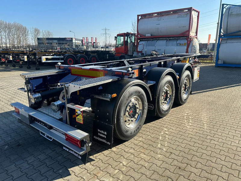 Van Hool NEW / DIRECT AVAILABLE 20FT ADR-CHASSIS, EMPTY WEIGHT: 3.300KG, DISCBRAKES, 3x available, ALU WHEELS - Konttialus/ Vaihtokuormatilat puoliperävaunu: kuva Van Hool NEW / DIRECT AVAILABLE 20FT ADR-CHASSIS, EMPTY WEIGHT: 3.300KG, DISCBRAKES, 3x available, ALU WHEELS - Konttialus/ Vaihtokuormatilat puoliperävaunu Van Hool NEW / DIRECT AVAILABLE 20FT ADR-CHASSIS, EMPTY WEIGHT: 3.300KG, DISCBRAKES, 3x available, ALU WHEELS - Konttialus/ Vaihtokuormatilat puoliperävaunu: kuva Van Hool NEW / DIRECT AVAILABLE 20FT ADR-CHASSIS, EMPTY WEIGHT: 3.300KG, DISCBRAKES, 3x available, ALU WHEELS - Konttialus/ Vaihtokuormatilat puoliperävaunu
