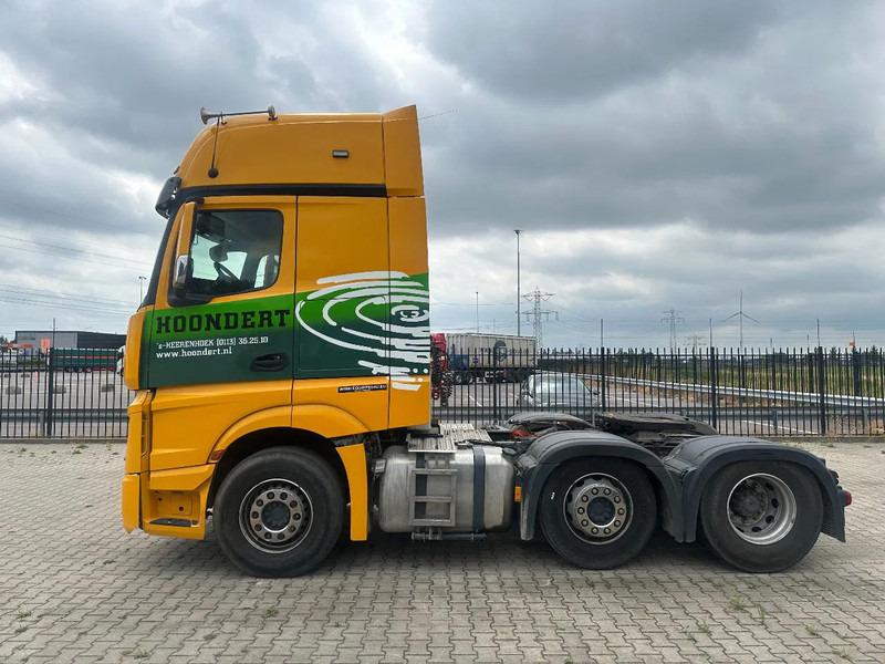 Mercedes-Benz Actros 2748 LS 6x2 BROKEN ENGINE / MOTOR SCHADEN / KAPOTTE MOTOR - Vetopöytäauto: kuva Mercedes-Benz Actros 2748 LS 6x2 BROKEN ENGINE / MOTOR SCHADEN / KAPOTTE MOTOR - Vetopöytäauto Mercedes-Benz Actros 2748 LS 6x2 BROKEN ENGINE / MOTOR SCHADEN / KAPOTTE MOTOR - Vetopöytäauto: kuva Mercedes-Benz Actros 2748 LS 6x2 BROKEN ENGINE / MOTOR SCHADEN / KAPOTTE MOTOR - Vetopöytäauto