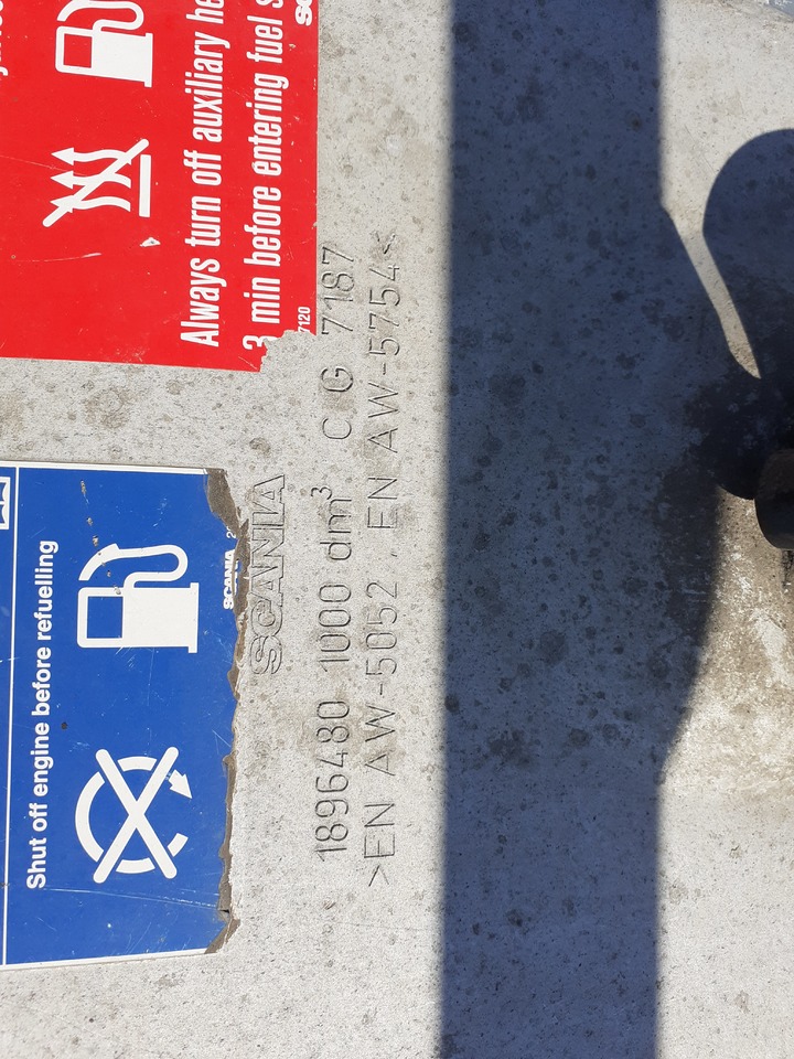 SCANIA R440 - Polttoainetankki - Kuorma-auto alusta: kuva SCANIA R440 - Polttoainetankki - Kuorma-auto alusta SCANIA R440 - Polttoainetankki - Kuorma-auto alusta: kuva SCANIA R440 - Polttoainetankki - Kuorma-auto alusta