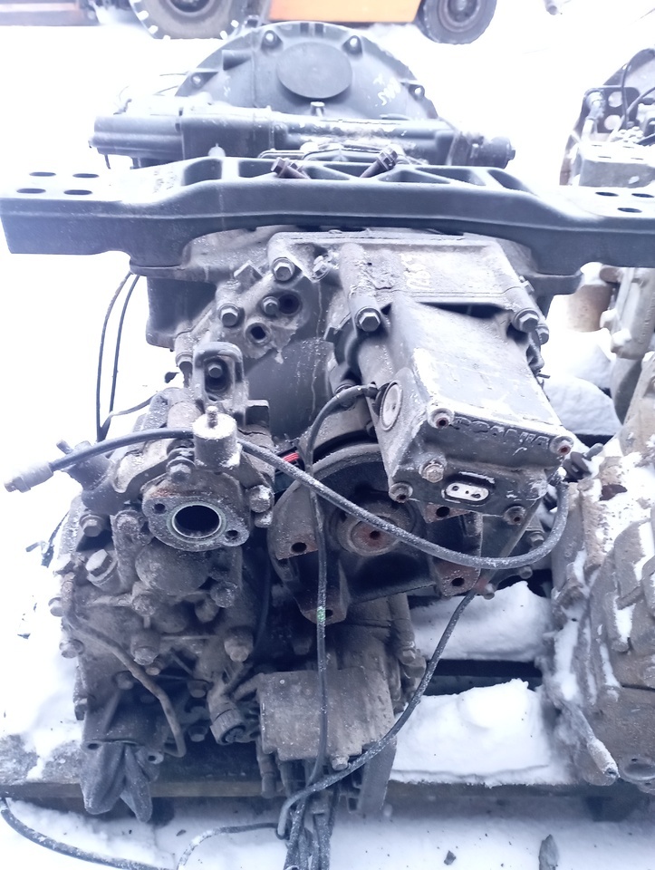 SCANIA R440 - Vaihdelaatikko - Kuorma-auto alusta: kuva SCANIA R440 - Vaihdelaatikko - Kuorma-auto alusta SCANIA R440 - Vaihdelaatikko - Kuorma-auto alusta: kuva SCANIA R440 - Vaihdelaatikko - Kuorma-auto alusta