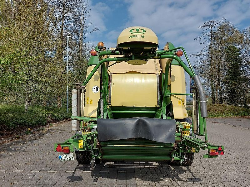 Krone COMPRIMA CF 155 XC X - Pyöröpaalain: kuva Krone COMPRIMA CF 155 XC X - Pyöröpaalain Krone COMPRIMA CF 155 XC X - Pyöröpaalain: kuva Krone COMPRIMA CF 155 XC X - Pyöröpaalain