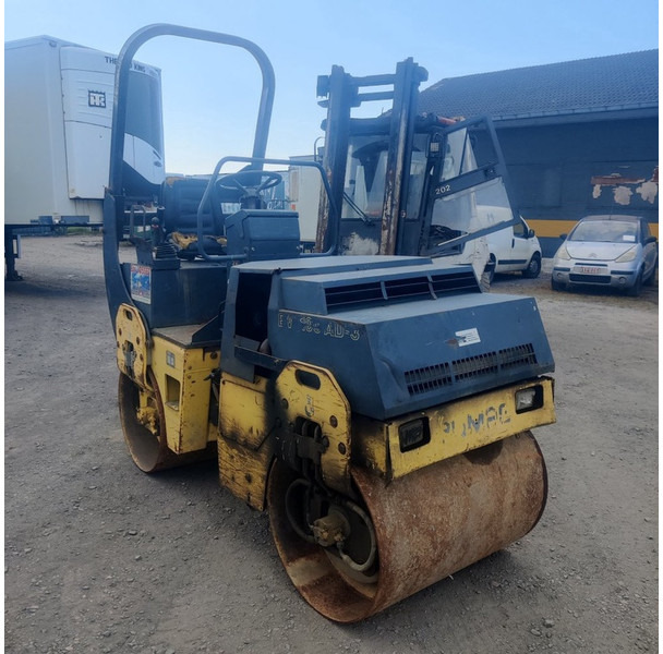 Bomag BW-100-AD3 - Jyrä: kuva Bomag BW-100-AD3 - Jyrä Bomag BW-100-AD3 - Jyrä: kuva Bomag BW-100-AD3 - Jyrä