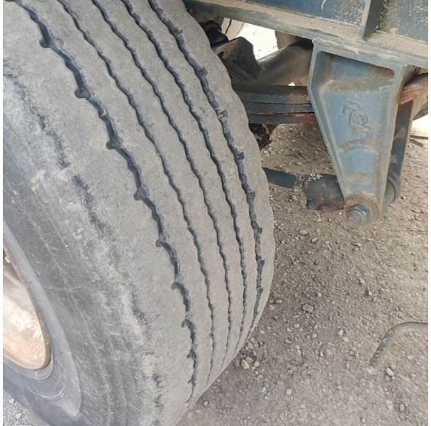 Lavapuoliperävaunu Groenewegen Plateau: kuva Lavapuoliperävaunu Groenewegen Plateau