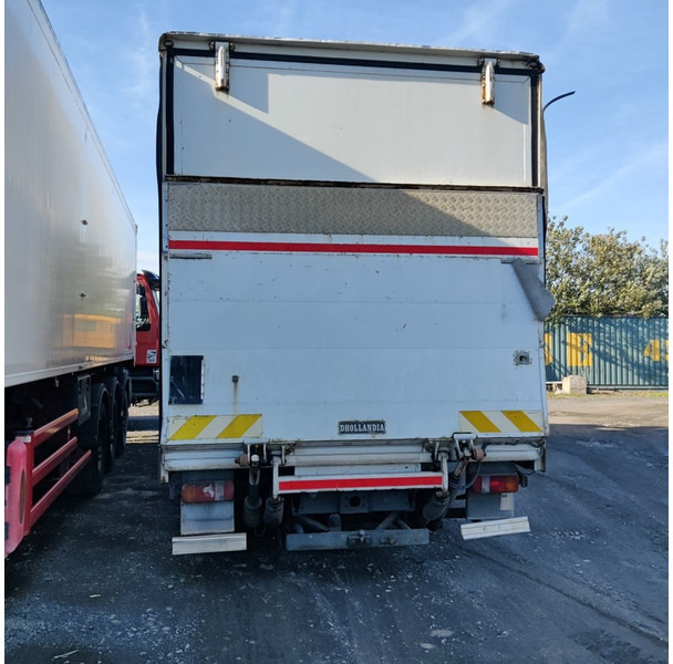 Mercedes-Benz 818 - Umpikori kuorma-auto: kuva Mercedes-Benz 818 - Umpikori kuorma-auto Mercedes-Benz 818 - Umpikori kuorma-auto: kuva Mercedes-Benz 818 - Umpikori kuorma-auto