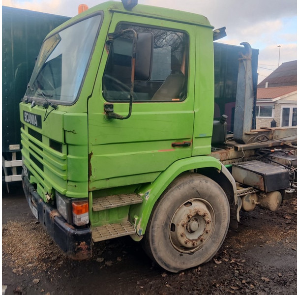 Scania 82-H - Konttialus/ Vaihtokuormatilat kuorma-auto: kuva Scania 82-H - Konttialus/ Vaihtokuormatilat kuorma-auto Scania 82-H - Konttialus/ Vaihtokuormatilat kuorma-auto: kuva Scania 82-H - Konttialus/ Vaihtokuormatilat kuorma-auto