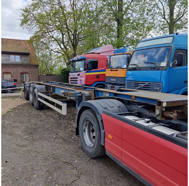 TTE Containersysteem - Konttialus/ Vaihtokuormatilat puoliperävaunu: kuva TTE Containersysteem - Konttialus/ Vaihtokuormatilat puoliperävaunu TTE Containersysteem - Konttialus/ Vaihtokuormatilat puoliperävaunu: kuva TTE Containersysteem - Konttialus/ Vaihtokuormatilat puoliperävaunu