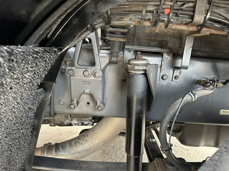 Lava-kuorma-auto DAF CF 85.360 8x2 (no crane!) - MANUAL GEARBOX ZF - EURO 5 - BE TRUCK: kuva Lava-kuorma-auto DAF CF 85.360 8x2 (no crane!) - MANUAL GEARBOX ZF - EURO 5 - BE TRUCK
