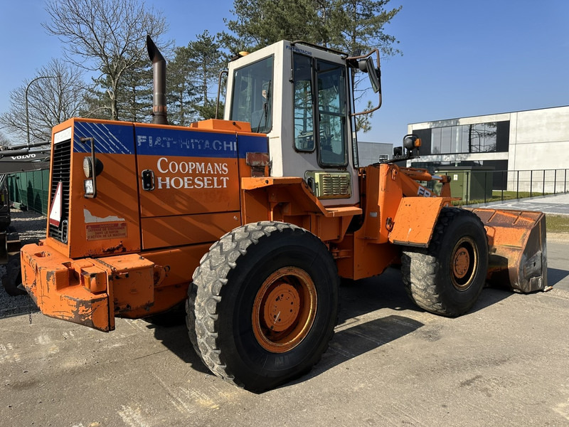 FIAT-HITACHI FR 130 - 13T - 4x4 LOADER - IVECO 6 CYLINDER - BE MACHINE - Pyöräkuormaaja: kuva FIAT-HITACHI FR 130 - 13T - 4x4 LOADER - IVECO 6 CYLINDER - BE MACHINE - Pyöräkuormaaja FIAT-HITACHI FR 130 - 13T - 4x4 LOADER - IVECO 6 CYLINDER - BE MACHINE - Pyöräkuormaaja: kuva FIAT-HITACHI FR 130 - 13T - 4x4 LOADER - IVECO 6 CYLINDER - BE MACHINE - Pyöräkuormaaja