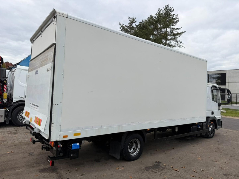 Iveco EUROCARGO 80E18 CLOSED BOX 6m00 x 2m49 x 2m37 - EURO 5 - *176.000km* - TAILLIFT - MANUAL - BE TRUCK - Umpikori kuorma-auto: kuva Iveco EUROCARGO 80E18 CLOSED BOX 6m00 x 2m49 x 2m37 - EURO 5 - *176.000km* - TAILLIFT - MANUAL - BE TRUCK - Umpikori kuorma-auto Iveco EUROCARGO 80E18 CLOSED BOX 6m00 x 2m49 x 2m37 - EURO 5 - *176.000km* - TAILLIFT - MANUAL - BE TRUCK - Umpikori kuorma-auto: kuva Iveco EUROCARGO 80E18 CLOSED BOX 6m00 x 2m49 x 2m37 - EURO 5 - *176.000km* - TAILLIFT - MANUAL - BE TRUCK - Umpikori kuorma-auto