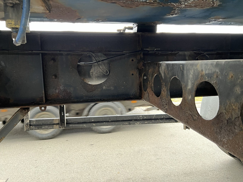 Kippiauto puoliperävaunu Kempf SKM 35/3 48 M3 - SAF - LIFTAS - LUCHTGEVEERD - SCHIJFREMMEN: kuva Kippiauto puoliperävaunu Kempf SKM 35/3 48 M3 - SAF - LIFTAS - LUCHTGEVEERD - SCHIJFREMMEN