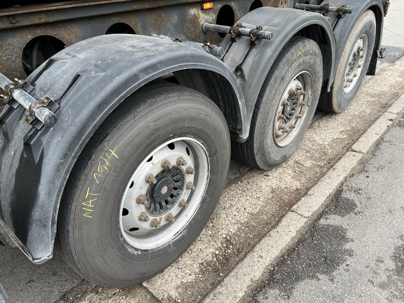 Kippiauto puoliperävaunu Kempf SKM 35/3 48 M3 - SAF - LIFTAS - LUCHTGEVEERD - SCHIJFREMMEN: kuva Kippiauto puoliperävaunu Kempf SKM 35/3 48 M3 - SAF - LIFTAS - LUCHTGEVEERD - SCHIJFREMMEN
