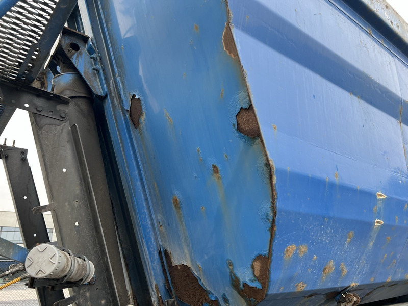 Kippiauto puoliperävaunu Kempf SKM 35/3 48 M3 - SAF - LIFTAS - LUCHTGEVEERD - SCHIJFREMMEN: kuva Kippiauto puoliperävaunu Kempf SKM 35/3 48 M3 - SAF - LIFTAS - LUCHTGEVEERD - SCHIJFREMMEN