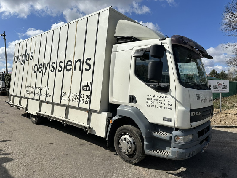 DAF LF 55.250 12T - GLASTRANSPORT / GLASRESTEEL - AIR SUSPENSION - EURO 4 - BELGIAN REGISTRATION - Kuorma-auto: kuva DAF LF 55.250 12T - GLASTRANSPORT / GLASRESTEEL - AIR SUSPENSION - EURO 4 - BELGIAN REGISTRATION - Kuorma-auto DAF LF 55.250 12T - GLASTRANSPORT / GLASRESTEEL - AIR SUSPENSION - EURO 4 - BELGIAN REGISTRATION - Kuorma-auto: kuva DAF LF 55.250 12T - GLASTRANSPORT / GLASRESTEEL - AIR SUSPENSION - EURO 4 - BELGIAN REGISTRATION - Kuorma-auto