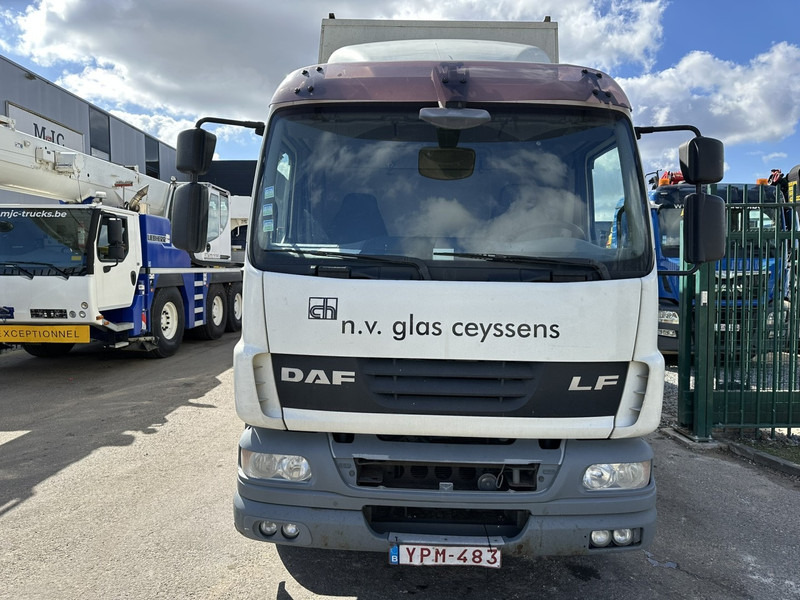 DAF LF 55.250 12T - GLASTRANSPORT / GLASRESTEEL - AIR SUSPENSION - EURO 4 - BELGIAN REGISTRATION - Kuorma-auto: kuva DAF LF 55.250 12T - GLASTRANSPORT / GLASRESTEEL - AIR SUSPENSION - EURO 4 - BELGIAN REGISTRATION - Kuorma-auto DAF LF 55.250 12T - GLASTRANSPORT / GLASRESTEEL - AIR SUSPENSION - EURO 4 - BELGIAN REGISTRATION - Kuorma-auto: kuva DAF LF 55.250 12T - GLASTRANSPORT / GLASRESTEEL - AIR SUSPENSION - EURO 4 - BELGIAN REGISTRATION - Kuorma-auto