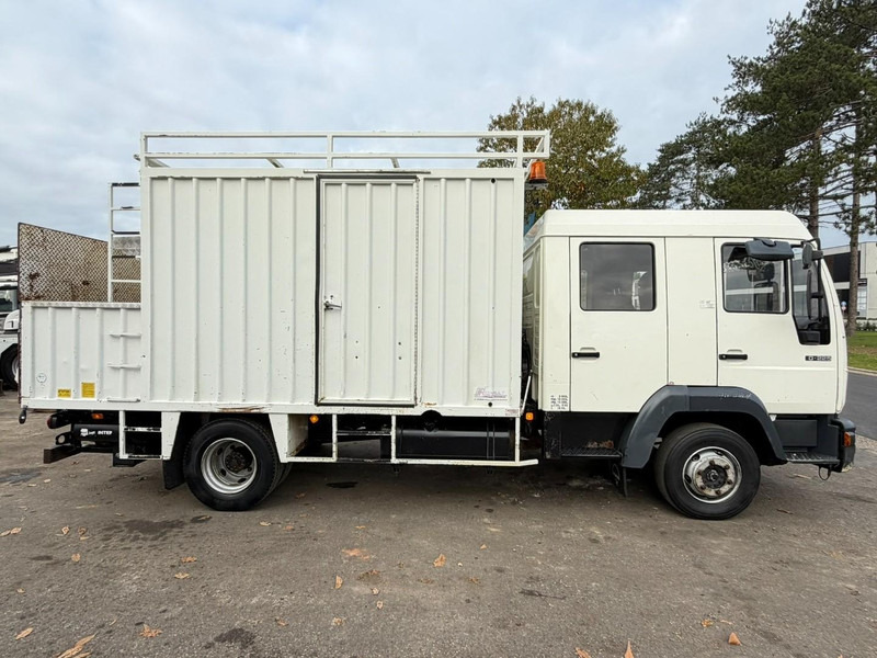 MAN 10.225 LC CLOSED BOX / KOFFER - DOKA - MANUAL GEARBOX - *344.000km* - STEEL SPRING / BLATT / LAMES - BE TRUCK - Umpikori kuorma-auto: kuva MAN 10.225 LC CLOSED BOX / KOFFER - DOKA - MANUAL GEARBOX - *344.000km* - STEEL SPRING / BLATT / LAMES - BE TRUCK - Umpikori kuorma-auto MAN 10.225 LC CLOSED BOX / KOFFER - DOKA - MANUAL GEARBOX - *344.000km* - STEEL SPRING / BLATT / LAMES - BE TRUCK - Umpikori kuorma-auto: kuva MAN 10.225 LC CLOSED BOX / KOFFER - DOKA - MANUAL GEARBOX - *344.000km* - STEEL SPRING / BLATT / LAMES - BE TRUCK - Umpikori kuorma-auto