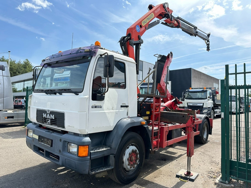 MAN 18.284 HOOKLIFT + CRANE PALFINGER PK 11001 A - TÜV 05/2026 - STEEL SPRING / BLATT / LAMES - BE TRUCK - Koukkulava kuorma-auto, Nosturiauto: kuva MAN 18.284 HOOKLIFT + CRANE PALFINGER PK 11001 A - TÜV 05/2026 - STEEL SPRING / BLATT / LAMES - BE TRUCK - Koukkulava kuorma-auto, Nosturiauto MAN 18.284 HOOKLIFT + CRANE PALFINGER PK 11001 A - TÜV 05/2026 - STEEL SPRING / BLATT / LAMES - BE TRUCK - Koukkulava kuorma-auto, Nosturiauto: kuva MAN 18.284 HOOKLIFT + CRANE PALFINGER PK 11001 A - TÜV 05/2026 - STEEL SPRING / BLATT / LAMES - BE TRUCK - Koukkulava kuorma-auto, Nosturiauto