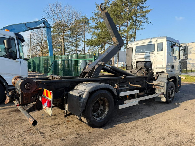 MAN TGA 18.350 4x2 19T HOOKLIFT / ABROLLKIPPER / GANCHO / AMPLIROL - EURO 3 - AS TRONIC AUTOMATIC - Koukkulava kuorma-auto: kuva MAN TGA 18.350 4x2 19T HOOKLIFT / ABROLLKIPPER / GANCHO / AMPLIROL - EURO 3 - AS TRONIC AUTOMATIC - Koukkulava kuorma-auto MAN TGA 18.350 4x2 19T HOOKLIFT / ABROLLKIPPER / GANCHO / AMPLIROL - EURO 3 - AS TRONIC AUTOMATIC - Koukkulava kuorma-auto: kuva MAN TGA 18.350 4x2 19T HOOKLIFT / ABROLLKIPPER / GANCHO / AMPLIROL - EURO 3 - AS TRONIC AUTOMATIC - Koukkulava kuorma-auto