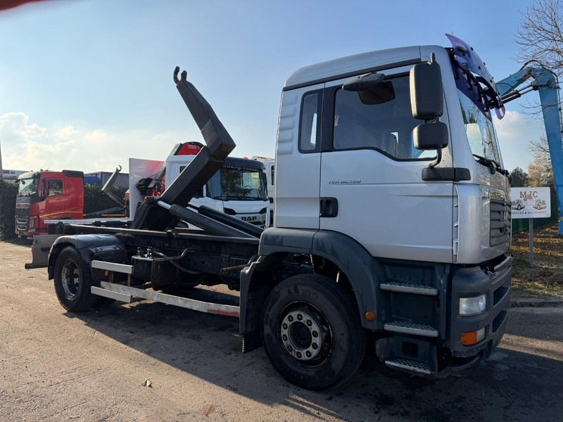 MAN TGA 18.350 4x2 19T HOOKLIFT / ABROLLKIPPER / GANCHO / AMPLIROL - EURO 3 - AS TRONIC AUTOMATIC - Koukkulava kuorma-auto: kuva MAN TGA 18.350 4x2 19T HOOKLIFT / ABROLLKIPPER / GANCHO / AMPLIROL - EURO 3 - AS TRONIC AUTOMATIC - Koukkulava kuorma-auto MAN TGA 18.350 4x2 19T HOOKLIFT / ABROLLKIPPER / GANCHO / AMPLIROL - EURO 3 - AS TRONIC AUTOMATIC - Koukkulava kuorma-auto: kuva MAN TGA 18.350 4x2 19T HOOKLIFT / ABROLLKIPPER / GANCHO / AMPLIROL - EURO 3 - AS TRONIC AUTOMATIC - Koukkulava kuorma-auto