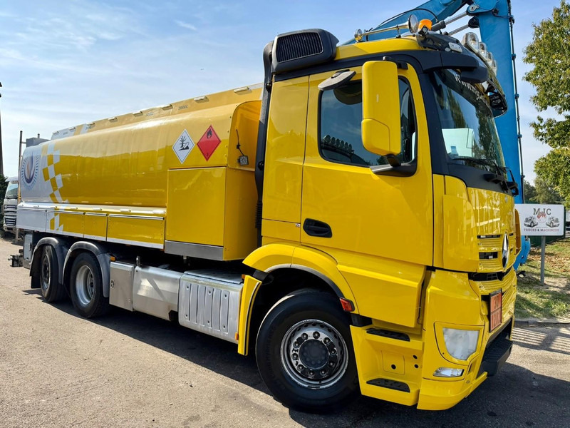 Mercedes-Benz ANTOS 2632 6x2 FUEL TANKER 16.000L - 4 COMP - DIESEL / PETROL - RETARDER - EURO 6 - LIFT / STEERING AXLE - *FULL AIR* - BE TRUCK - Säiliöauto: kuva Mercedes-Benz ANTOS 2632 6x2 FUEL TANKER 16.000L - 4 COMP - DIESEL / PETROL - RETARDER - EURO 6 - LIFT / STEERING AXLE - *FULL AIR* - BE TRUCK - Säiliöauto Mercedes-Benz ANTOS 2632 6x2 FUEL TANKER 16.000L - 4 COMP - DIESEL / PETROL - RETARDER - EURO 6 - LIFT / STEERING AXLE - *FULL AIR* - BE TRUCK - Säiliöauto: kuva Mercedes-Benz ANTOS 2632 6x2 FUEL TANKER 16.000L - 4 COMP - DIESEL / PETROL - RETARDER - EURO 6 - LIFT / STEERING AXLE - *FULL AIR* - BE TRUCK - Säiliöauto